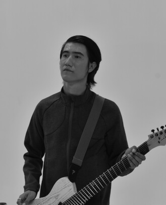 Guitar Teacher, Bass Guitar Teacher, Keyboard + Piano Teacher Cameron 