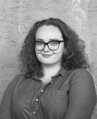 Singing Teacher  Emily Tschirhart 