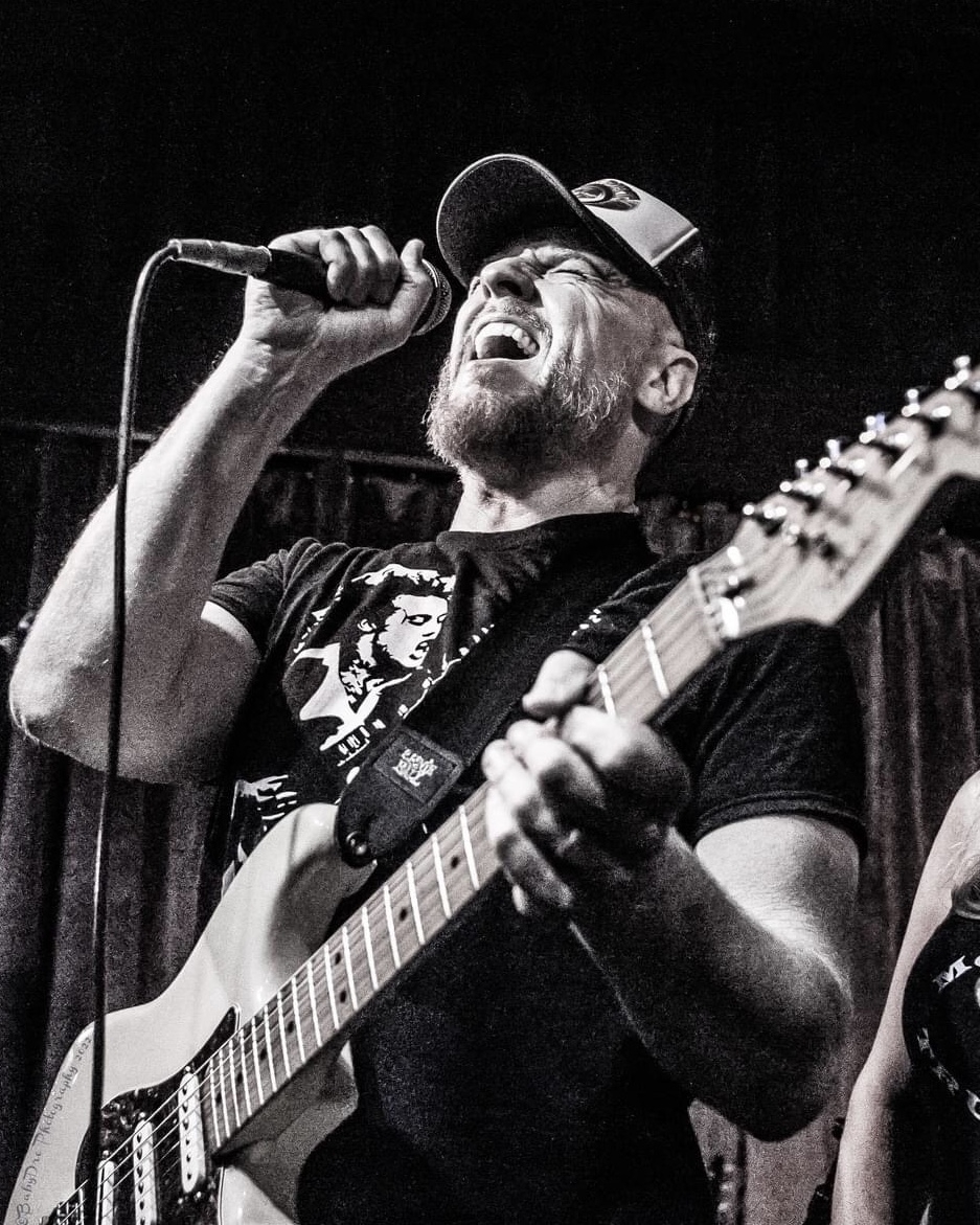 Bass Guitar Teacher, Guitar Teacher Josh Zee