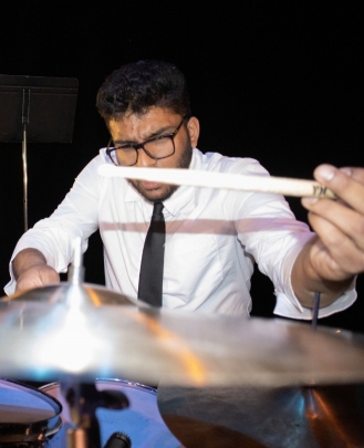 Drum Teacher Udana