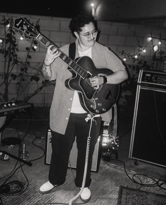Guitar Teacher, Bass Guitar Teacher, Keyboard + Piano Teacher Mali